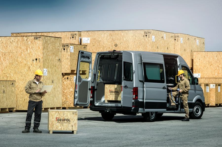  Volkswagen Crafter High Roof Van 2016 года  (фото 48 из 49)